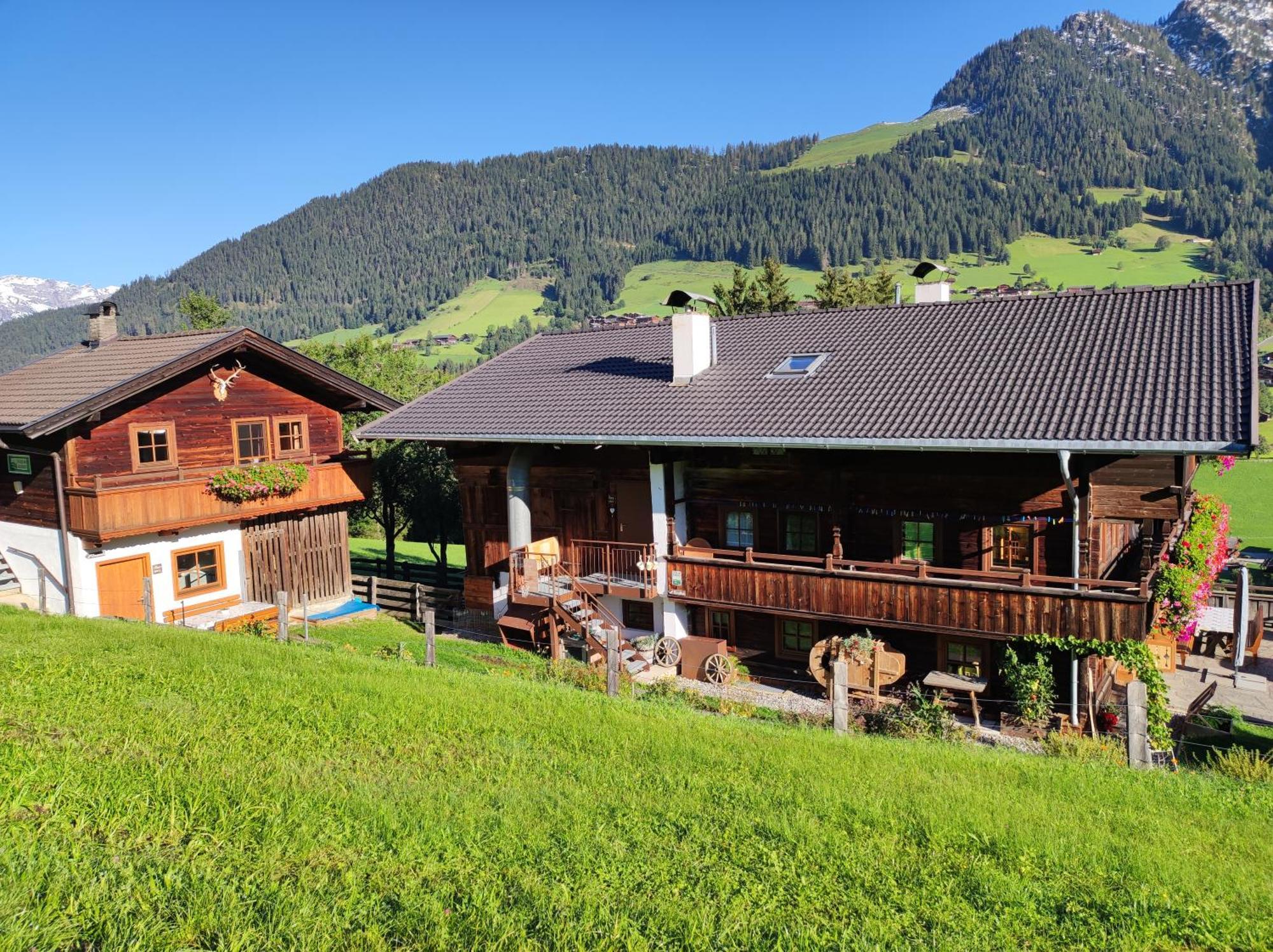 Ferienwohnungen Schneiderhäusl Alpbach Exterior foto